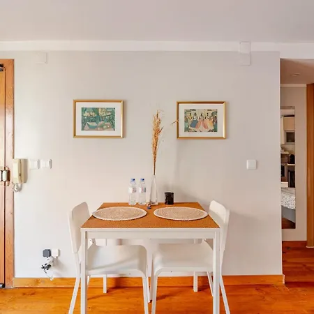 Apartmán For Two Next To Alfama And Flea Market *